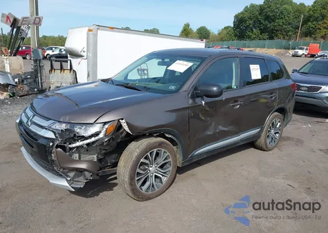 2018 Mitsubishi Outlander Es z USA, uszkodzony, nr VIN JA4AZ3A39JZ049869